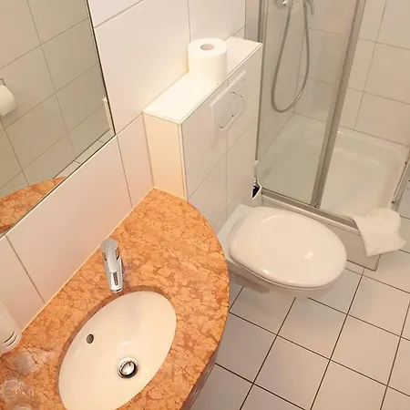 Hotel Adler Post 3*