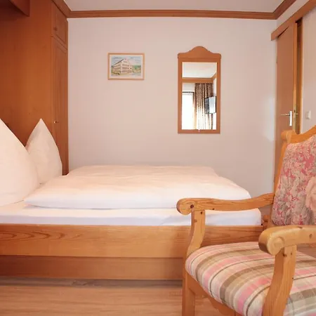 Adler Post Hotel 3*