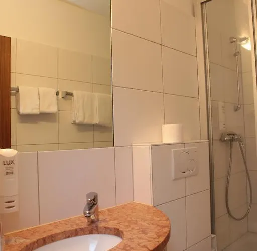 Adler Post Hotell 3*