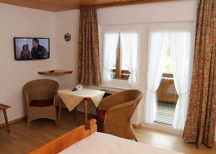 Hotell Adler Post 3*