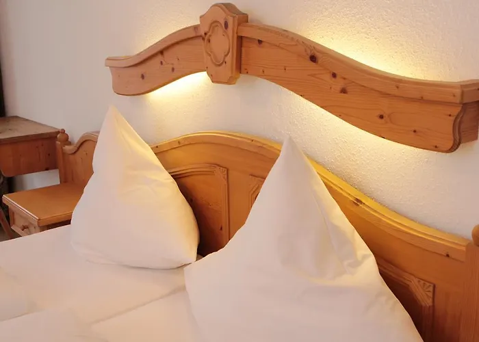 Hotell Adler Post 3*